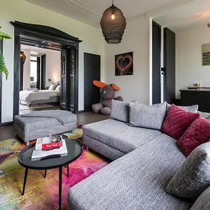 Bed & Breakfast Museum Square View, Amsterdam